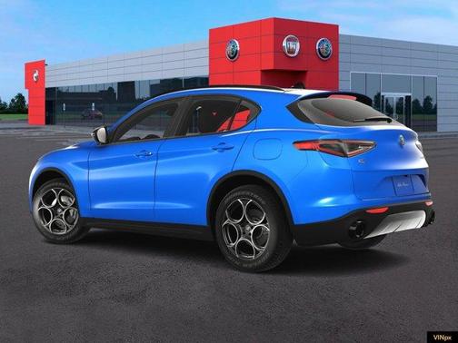 2025 Alfa Romeo Stelvio Base