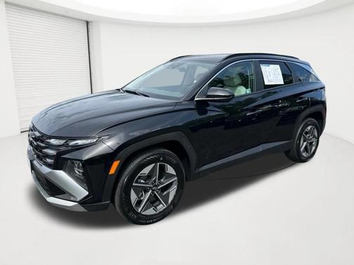 Phantom Black 2025 Hyundai TUCSON SEL