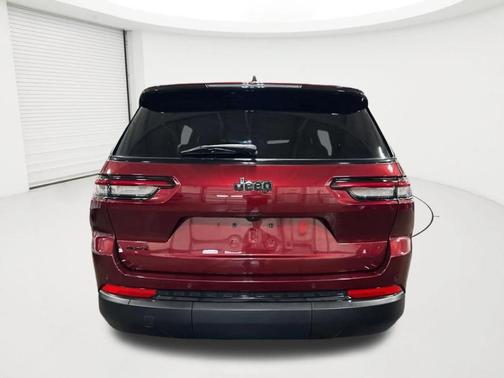Velvet Red Pearlcoat 2025 Jeep Grand Cherokee L Laredo