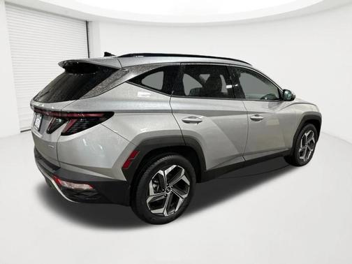 Shimmering Silver 2023 Hyundai TUCSON Limited