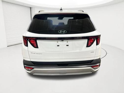 White Pearl 2025 Hyundai TUCSON SEL