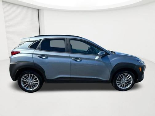 Sonic Silver 2021 Hyundai KONA SEL