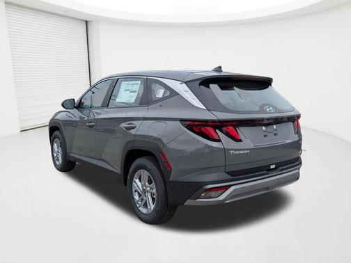 Hampton Gray 2026 Hyundai TUCSON SE