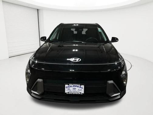 Abyss Black Pearl 2024 Hyundai KONA SEL