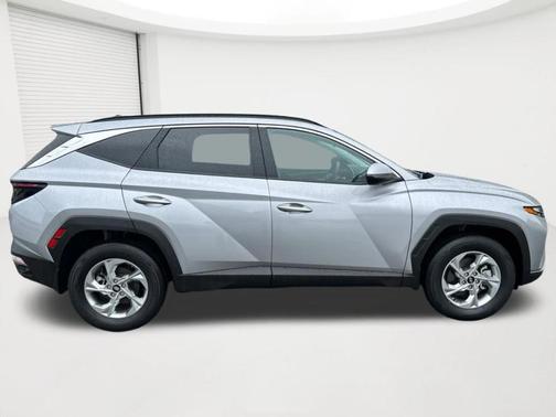 Shimmering Silver 2023 Hyundai TUCSON SEL