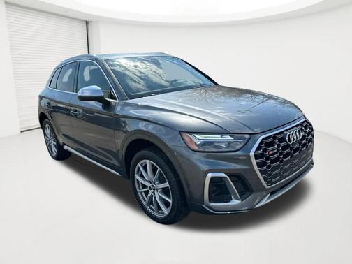 Daytona Gray Pearl Effect 2023 Audi SQ5 3.0T Premium Plus
