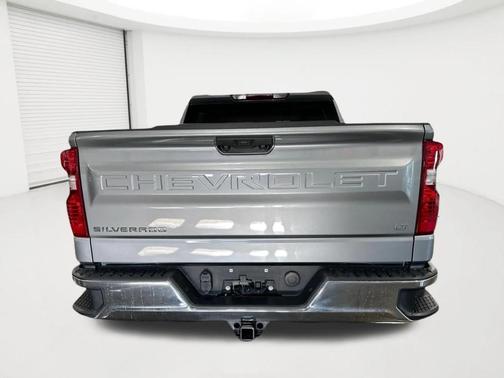 Sterling Gray Metallic 2024 Chevrolet Silverado 1500 LT