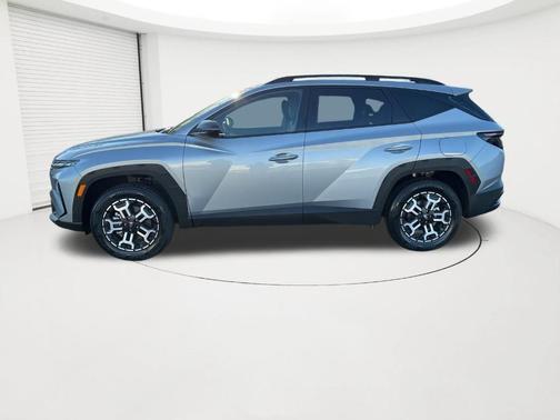 Shimmering Silver 2025 Hyundai TUCSON XRT