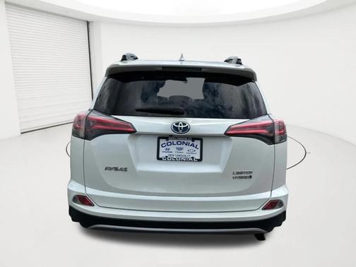 Blizzard Pearl 2018 Toyota RAV4 Hybrid Limited