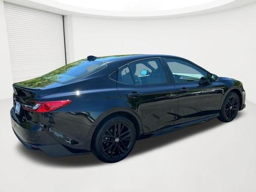Midnight Black Metallic 2025 Toyota Camry SE
