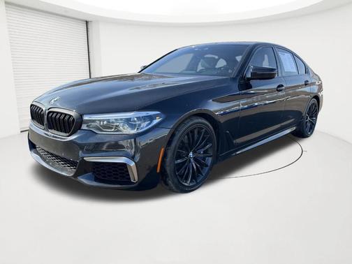Black Sapphire Metallic 2020 BMW M550 i xDrive