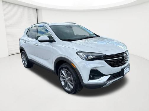 White Frost Tri-Coat 2022 Buick Encore GX Essence