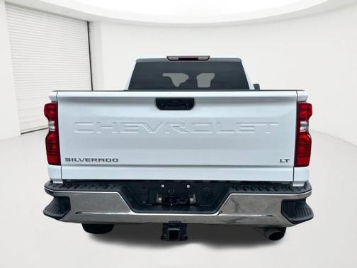 Summit White 2025 Chevrolet Silverado 2500 LT