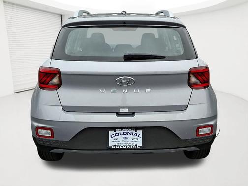 Shimmering Silver 2025 Hyundai VENUE SEL