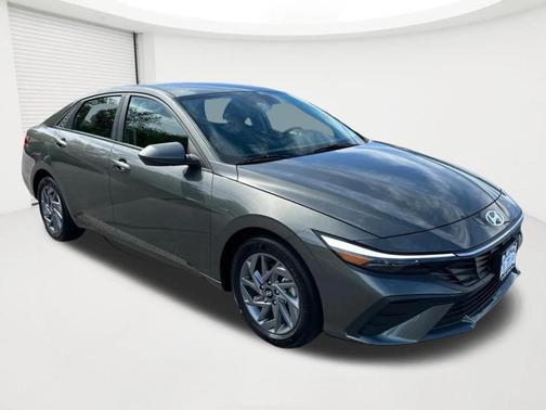 Amazon Gray 2024 Hyundai ELANTRA SEL