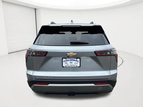 Sterling Gray Metallic 2026 Chevrolet Equinox LT