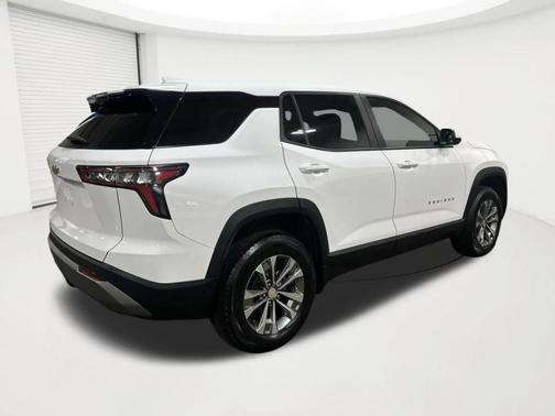 Summit White 2025 Chevrolet Equinox LT