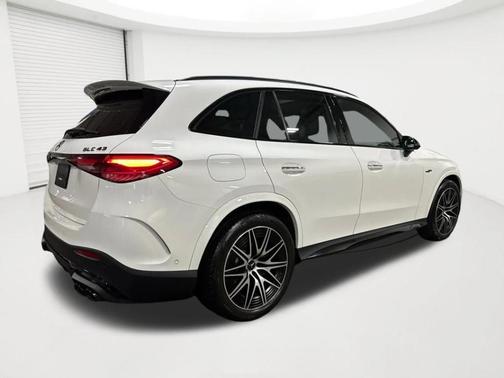 White 2024 Mercedes-Benz AMG GLC 43 Base 4MATIC