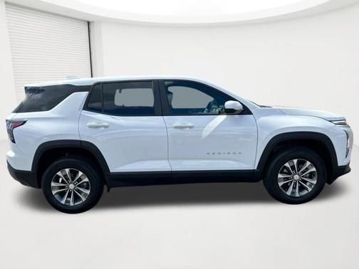Summit White 2026 Chevrolet Equinox LT