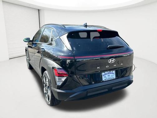 Abyss Black Pearl 2024 Hyundai KONA SEL
