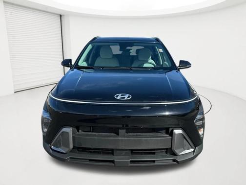Abyss Black Pearl 2024 Hyundai KONA SEL