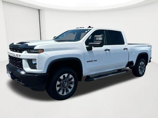 Summit White 2023 Chevrolet Silverado 2500 Custom
