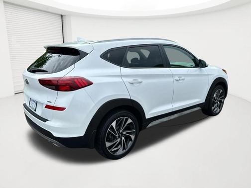 Cream White Pearl 2020 Hyundai TUCSON Sport