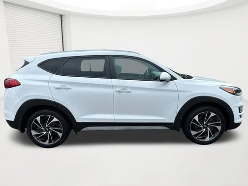 Cream White Pearl 2020 Hyundai TUCSON Sport