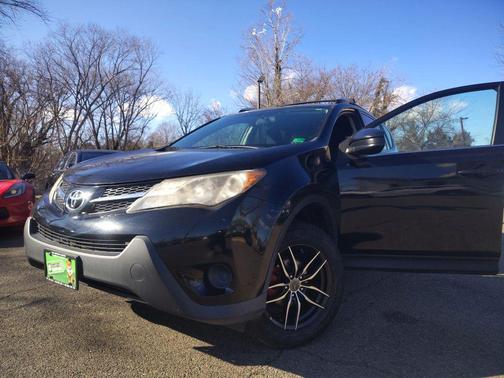 2014 Toyota RAV4 LE