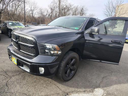 2018 RAM 1500 ST