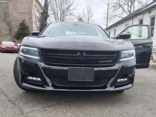 2016 Dodge Charger SXT