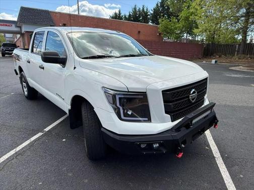 2020 Nissan Titan S