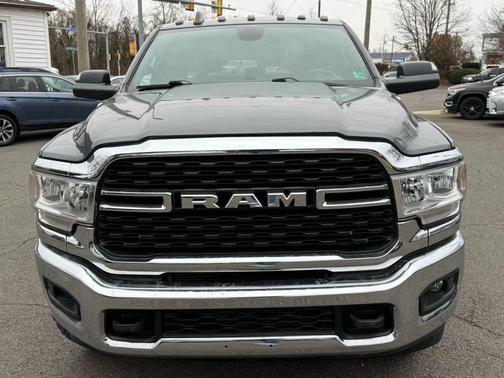 2022 RAM 2500 Big Horn Crew Cab 4x4 8' Box