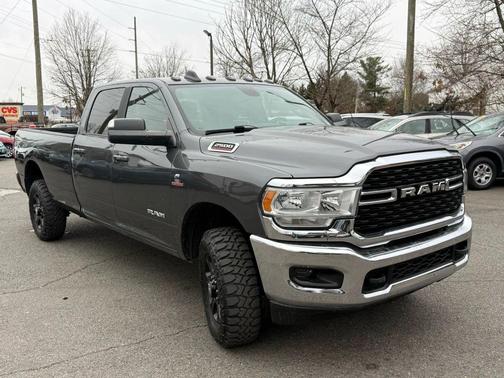 2022 RAM 2500 Big Horn Crew Cab 4x4 8' Box