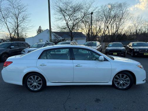 2011 Toyota Avalon Limited
