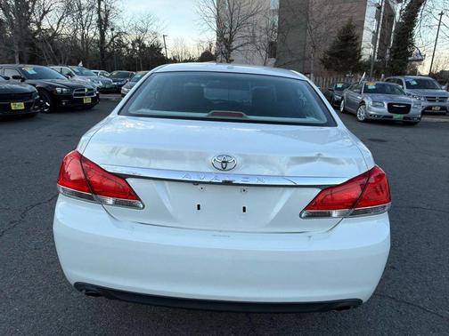 2011 Toyota Avalon Limited