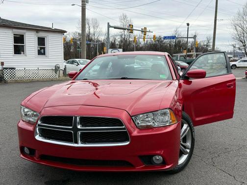 2013 Dodge Charger SXT