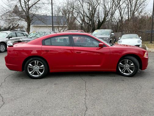 2013 Dodge Charger SXT
