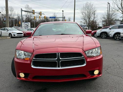 2013 Dodge Charger SXT