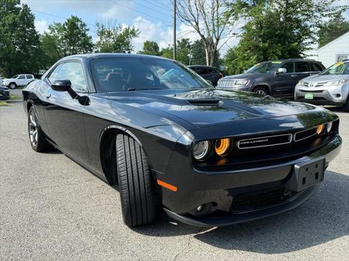 2016 Dodge Challenger SXT