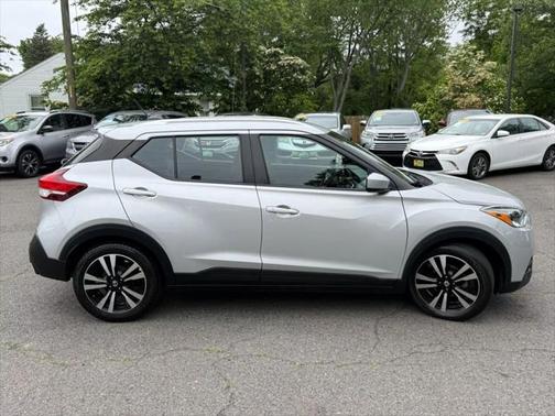 2020 Nissan Kicks SV