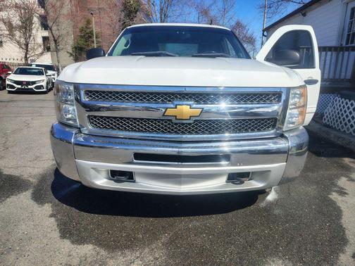 Summit White 2013 Chevrolet Silverado 1500 LT
