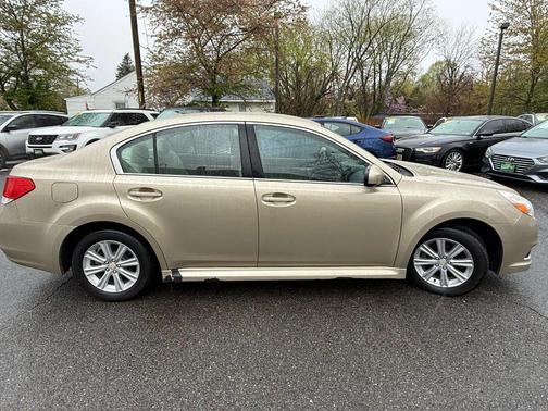 2010 Subaru Legacy Premium