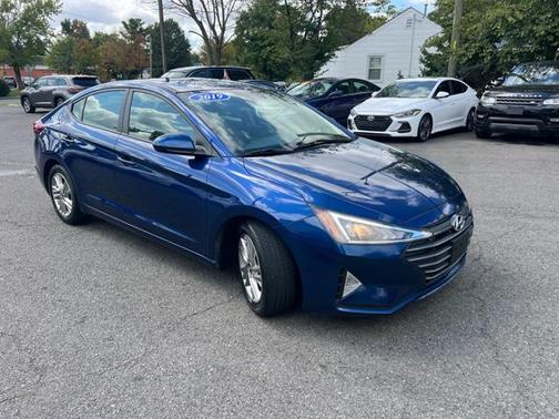 2019 Hyundai ELANTRA SEL
