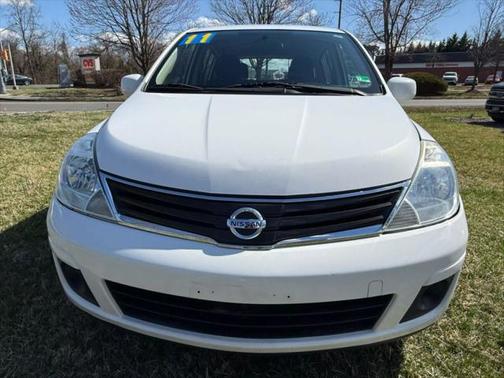 2011 Nissan Versa 1.8 S