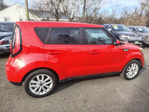 2018 Kia Soul +