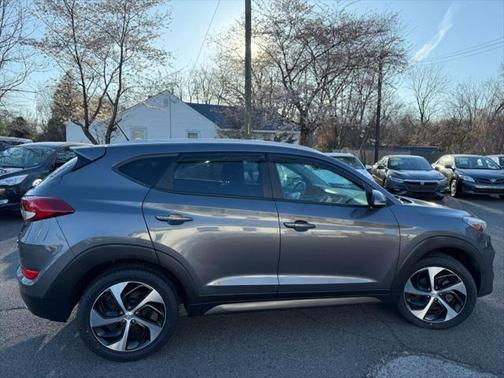 2016 Hyundai TUCSON Sport