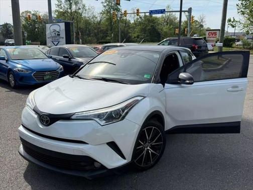 2018 Toyota C-HR XLE Premium