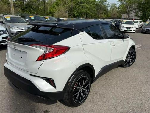 2018 Toyota C-HR XLE Premium
