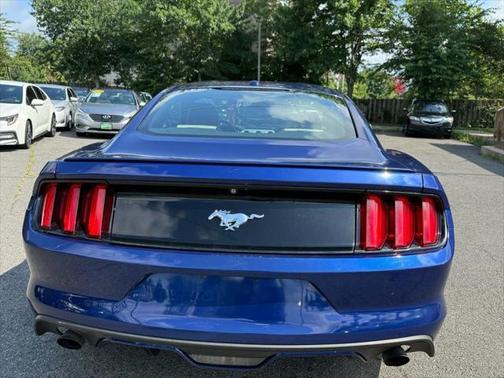 2015 Ford Mustang EcoBoost Premium